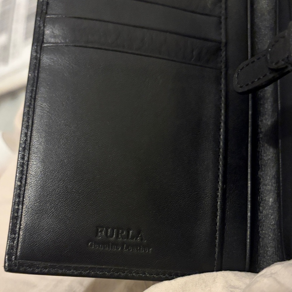 Furla Black wallet NWT - Picture 5 of 6